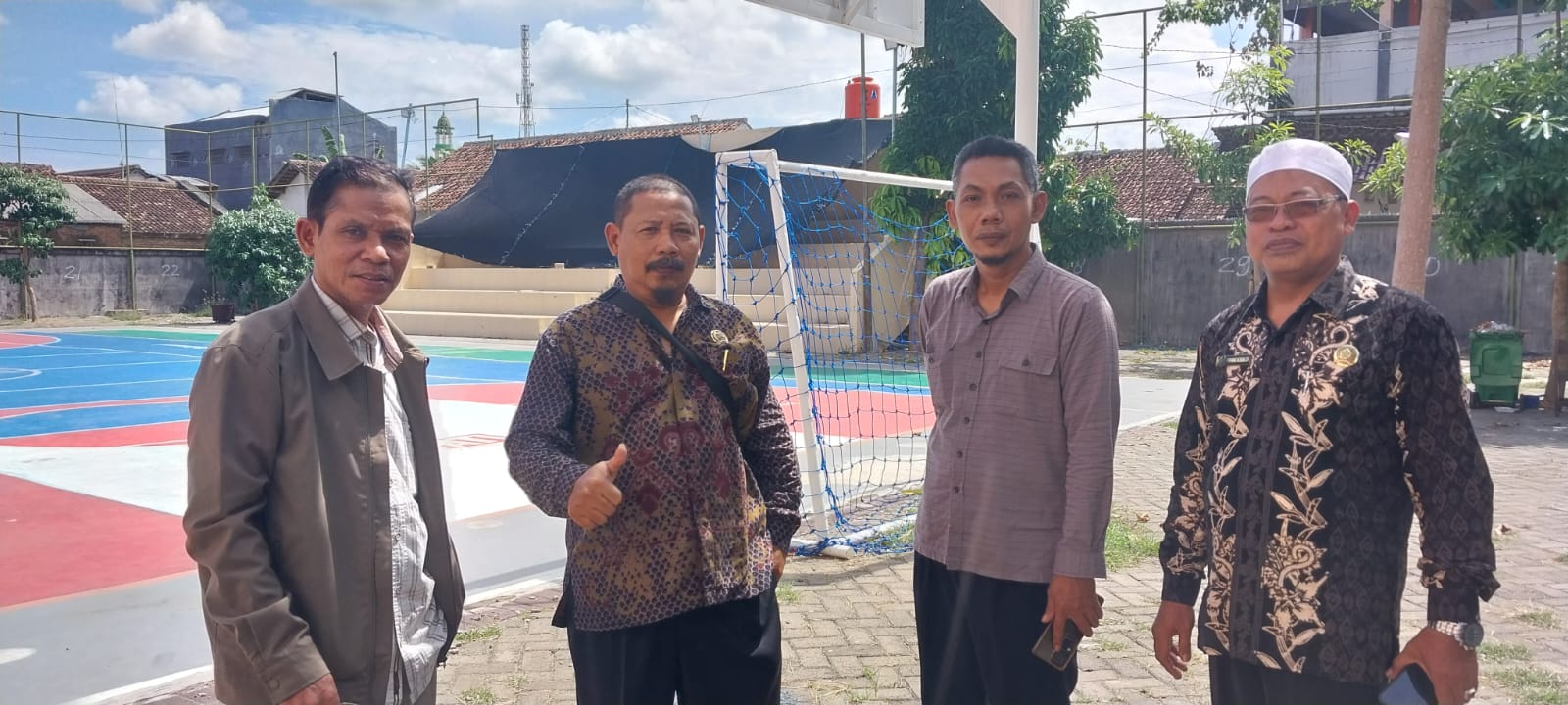 Tinjau Lapangan